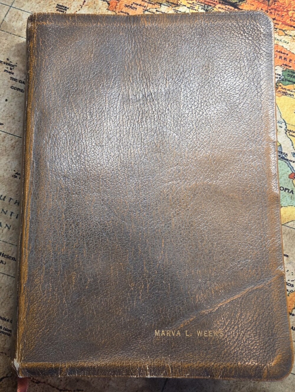 Vintage Bible. Thompson Chain Reference, King James Verson. Genuine Cow Hide.